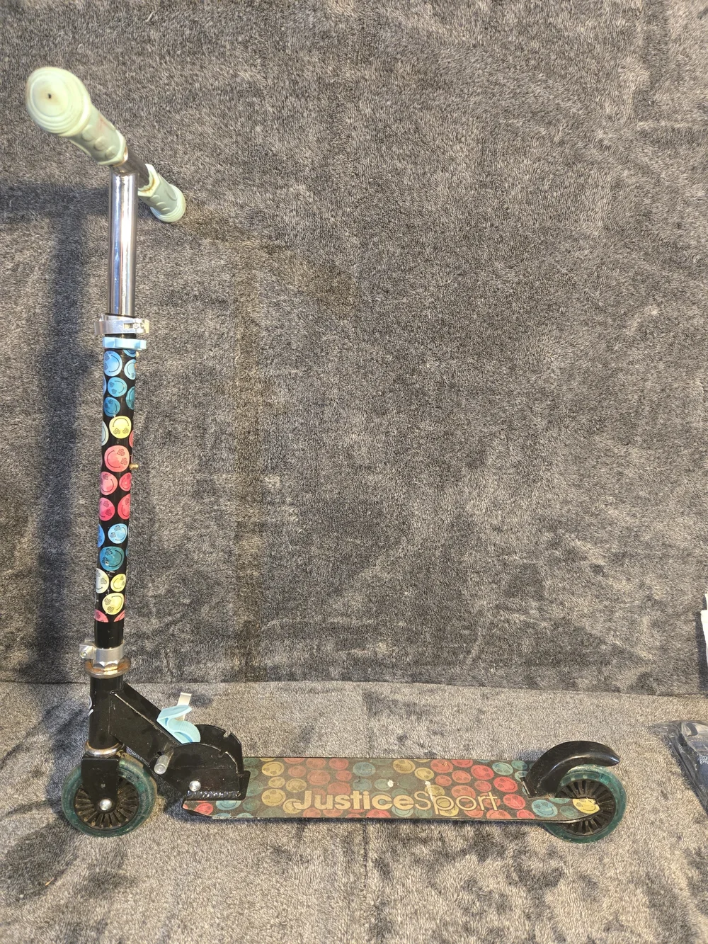Justice Black and Teal Foldable Kids Scooter with Patterned Stem